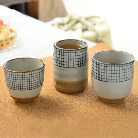 Painted Lattice, Elegant Office Decor, Soup Cup, Keramik Design, Water Into Wine, Ceramic Tea Cup, Traditional Ceramics, White Cups, Lattice Pattern