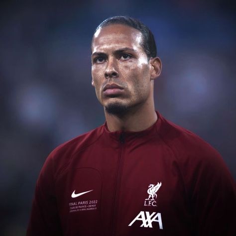 Lfc Wallpaper, Nemanja Vidić, Liverpool Fc Team, Liverpool Football Club Wallpapers, Real Madrid Training, Football Pics, Paolo Maldini, Virgil Van Dijk, Fc Liverpool