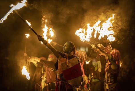 In Pictures: Beltane fire festival returns to Edinburgh - BBC News Celtic Folklore, Fire Festival, Street Image, Celtic Traditions, Celtic Culture, Southern Europe, Beltane, Image Caption, Media Images