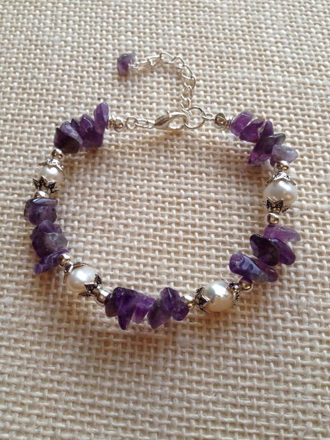 Chip Bracelet Ideas, Handmade Stones Jewelry, Stone Bead Bracelets Ideas, Chip Beads Bracelet, Stones Bracelets Ideas, Chip Stone Jewelry, Handmade Amethyst Beads For Jewelry Making, Unique Amethyst Gemstone Bead Jewelry, Amethyst Crystal Bracelet With Faceted Beads For Jewelry Making