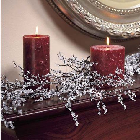 HOW TO MAKE ICED BRANCHES Iced Branches, Winter Wedding Centerpieces, Noel Christmas, Christmas Deco, Xmas Crafts, Diy Holiday, Christmas Inspiration, Christmas Projects, Xmas Decorations