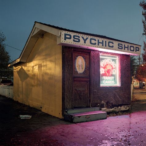 Psychic Shop, Robert Doisneau, Welcome To Night Vale, Night Vale, American Gothic, Southern Gothic, Gothic Aesthetic, Sam Winchester, Story Inspiration