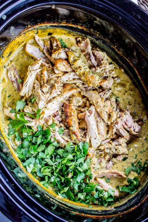 Slow Cooker Recipes, Slow Cooker Basil Chicken, Kari Ayam, Coconut Curry Sauce, Food Charlatan, Coconut Curry Chicken, Basil Chicken, Crock Pot Recipes, Curry Sauce