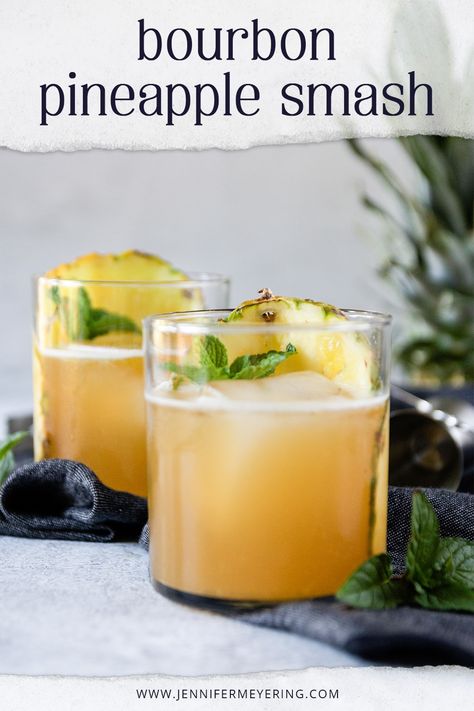 Bourbon Drinks Recipes, Sweet Bourbon, Bourbon Recipes, Pineapple Cocktail, Bourbon Cocktail, Pineapple Chunks, Bourbon Drinks, Fresh Pineapple, Bourbon Cocktails