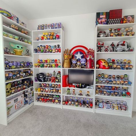 Marvel Themed Room, Marvel Room Ideas, Funko Display Ideas, Funko Pop Display Ideas, Pop Shelves, Toy Collection Room, Funko Pop Shelves, Toy Collection Display, Marvel Bedroom