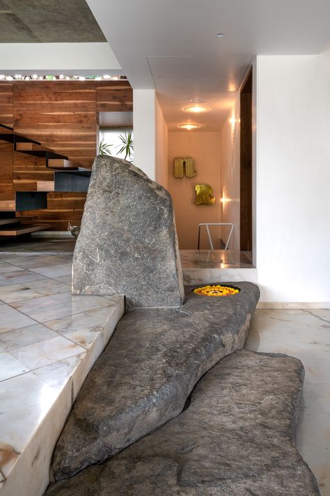 4 awe-inspiring Hyderabad homes you'll want move into right now Stone Interior, Living Room Trends, Interior Stairs, Iconic Design, Stairs Design, Modern Room, Interior Design Firms, Architectural Digest, Home Decor Trends