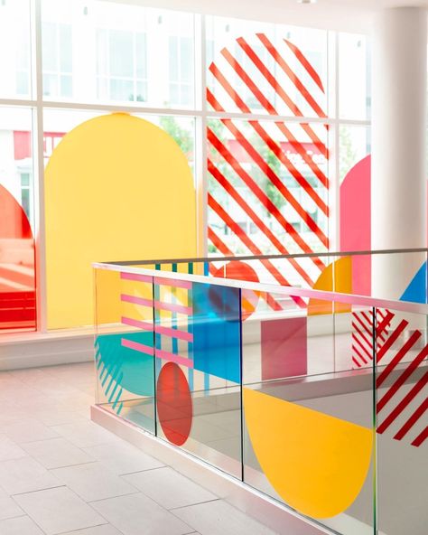 Abstract, geometric mural design for a shopping mall.  #vinyldecal #mural #geometric #lemonni Geometric Mural, Mural Geometric, Elevator Interior, Window Projects, Environmental Graphic Design, Glass Decals, Abstract Geometric Art, Entrance Design, Mural Design