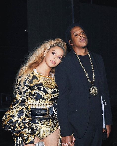 | : @jessie.jesse |  #Beyonce  #JayZ #OTRII Beyonce Coachella, King B, Beyonce Knowles Carter, Beyonce Style, Mrs Carter, Beyoncé Giselle Knowles-carter, Beyoncé Giselle Knowles, Beyonce And Jay Z, Online Photo Gallery