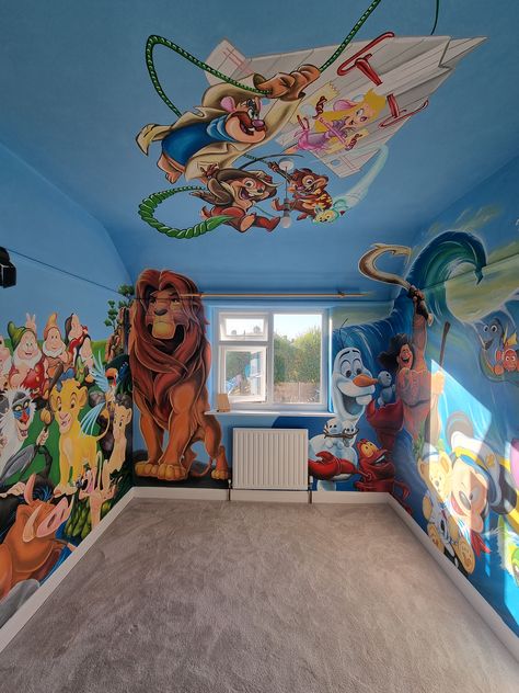 Disney Character Wall Mural, Disney Painted Wall Mural, Disney Wall Murals Paint, Disney Wall Paintings, Disney Wall Murals Diy, Disney Mural Bedroom, Baby Nursery Murals, Disney Kids Rooms, Disney Themed Bedrooms