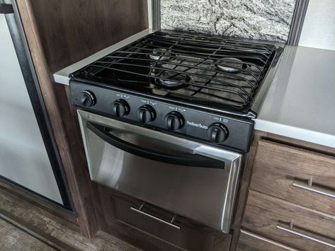 End of the RV Oven: Why RVers Are Ditching Propane Baking Rv Cooktop, Rv Oven, Camper Stove, New Oven, Propane Stove, Microwave Convection Oven, Oven Cooker, Rv Kitchen, Going Camping