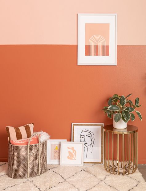 color adventures: a rust living room / via oh joy! Peach Bedroom, Pantone Orange, Earthy Bedroom, Room Wall Colors, Living Room Themes, Living Room Orange, Interior Design Color, Paint Techniques, Dream Office