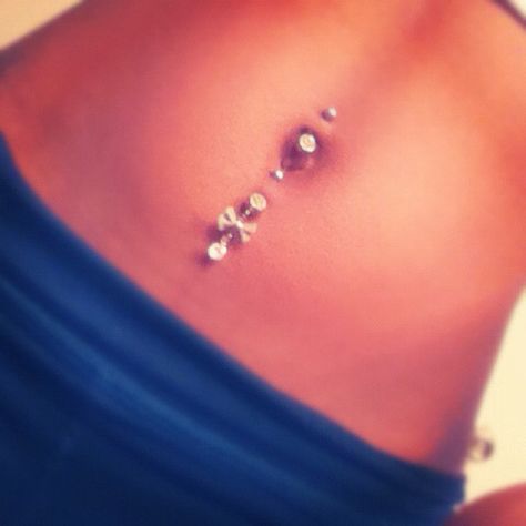 I will eventually get my bottom half repierced! Top And Bottom Belly Piercing, Bottom Belly Button Piercing, Cute Belly Button Piercing, Double Navel Piercing, Double Belly Piercing, Piercing Placement, Hip Piercings, Pretty Piercings, Cute Belly Rings