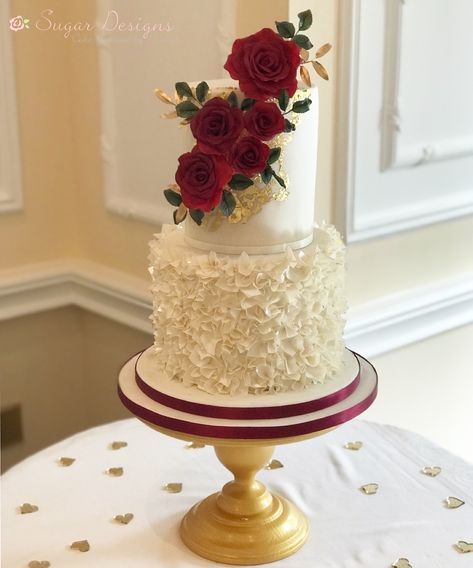 Cake Pops, Pastel, Red And Gold Wedding Cake, Savoy London, 50th Wedding Anniversary Decorations, 2 Tier Wedding Cakes, Cake Roses, Nikah Decor, Rose Gold Cake