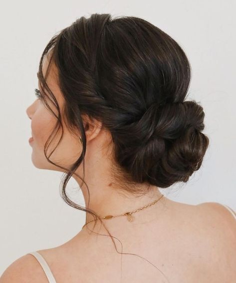 Hairstyles For A Wedding Guest Curls, Hairdo Wedding Guest, Hairstyles Design, Girls Hairstyles Easy, Guest Hair, Graduation Hairstyles, Wedding Guest Hairstyles, Long Hair Wedding Styles, Haircut Hairstyle