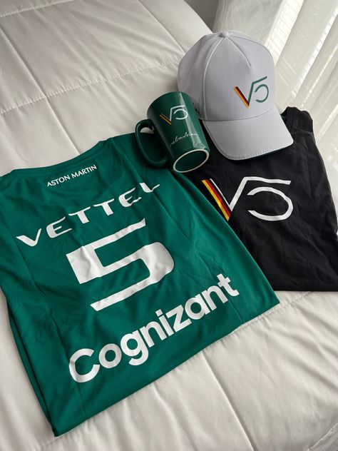 Driver Aesthetic, F1 Widget, 21st Birthday Wishes, Respect Your Elders, Sebastian Vettel, Handmade Jewelry Tutorials, T Shirt Diy, One Team, Formula One