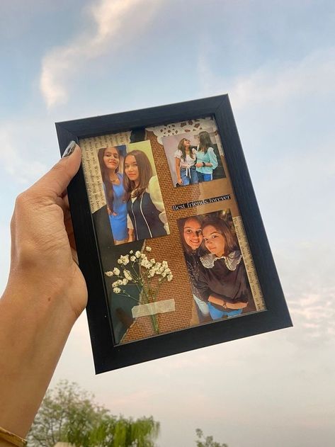 Memorable Gifts For Best Friends, Bestie Birthday Gift Ideas, Cute Present Ideas, Best Birthday Gift Ideas, Best Friend Picture Frames, Cute Picture Frames, Gift Ideas For Best Friend, Friends Picture Frame, Birthday Presents For Friends