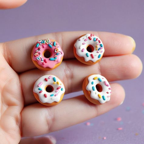 🍩✨ Cute & Amazing Donut Stud Earrings! ✨🍩 Add a sweet touch to your style with our adorable polymer clay donut stud earrings! Handmade with love, these cute accessories are perfect for donut lovers and anyone who loves a bit of fun in their fashion. 🍩💖 🌟 Features: Handmade with high-quality polymer clay Lightweight and comfortable for everyday wear Hypoallergenic posts, perfect for sensitive ears 🎨 Colors & Designs: Available in a variety of frosting colors and sprinkles Custom designs av... Polymer Clay Donut, Polymer Clay Sweets, Clay Donut, Fairy Food, Frosting Colors, Donuts Earrings, Clay Magnets, Craft Stalls, Cute Donuts