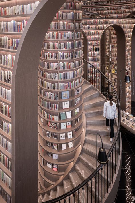 See inside Dujiangyan Zhongshuge, one of the world's most beautiful bo Panda Climbing, Bookstore Design, Dream Library, Beautiful Library, Library Aesthetic, Concept Diagram, Architecture Concept, Home Libraries, Library Design