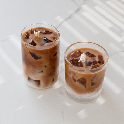 Iced Coffee Candle, Jelly Candles, Realistic Candles, Soya Mumu, Candle Home Decor, Homemade Scented Candles, Diy Candles Scented, Oil Candle, Dessert Candles