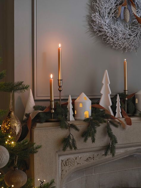 What colour palette are you embracing this year? Our brass candlesticks and gold dinner candles effortlessly complement any scheme, adding a touch of elegance to your decor. Christmas Decorations Window Sill, Christmas Window Sill Decorations, Christmas Houses Display, Window Sill Christmas Decor, Christmas Candle Display, Christmas Window Sill, Christmas Sideboard Decor, Trulli Houses, Christmas Decs