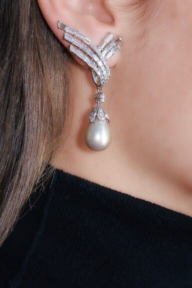 Luxury Pearl Jewelry With Pierced Design, Luxury Pearl Pendant Earrings In Fine Jewelry Style, Luxury Modern Pearl Pendant Earrings, Luxury Pearl Pendant Earrings For Women, Luxury Pear-shaped Pearl Pendant Jewelry, Luxury Pear-shaped Exquisite Pearl Earrings, Wedding Jewellery Designs, Diamond Pendant Jewelry, Fine Pearl Jewelry