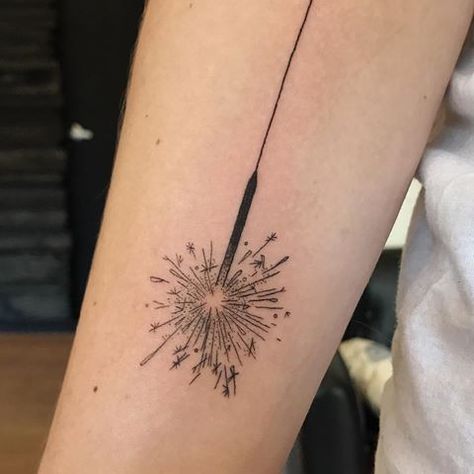 Firework Tattoo, Piercing Inspiration, E Tattoo, Aesthetic Tattoo, Great Tattoos, Dope Tattoos, Star Tattoos, Material Girl, Piercing Tattoo