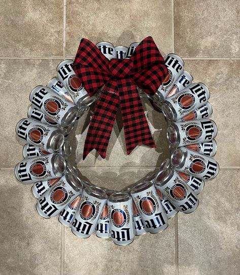 Beer Can Centerpieces Table Decorations, Beer Can Wreath Diy, Beer Themed Christmas Decorations, How To Wrap Beer Cans Gift Ideas, Beer Can Christmas Ornaments, Beer Can Ornaments Diy, Beer Can Decor, Beer Can Gift Ideas, Brewery Christmas Decorations