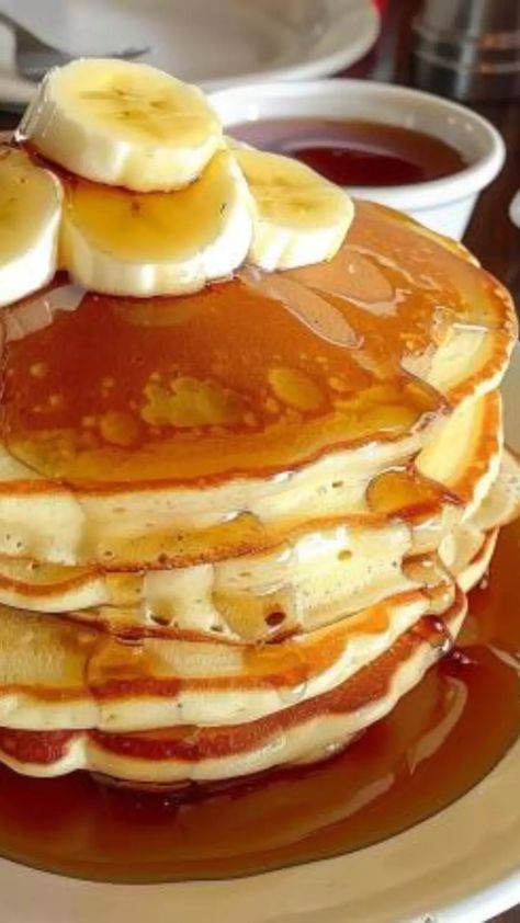 Denny’s pancakes recipe Denny’s Pancake Recipe, Dennys Pancakes Recipe, Ihop Pancake Recipe, Best Ever Pancakes, Dennys Pancakes, Thick Fluffy Pancakes, Diner Pancakes, Cracker Barrel Pancakes, Easy Pancake Recipe