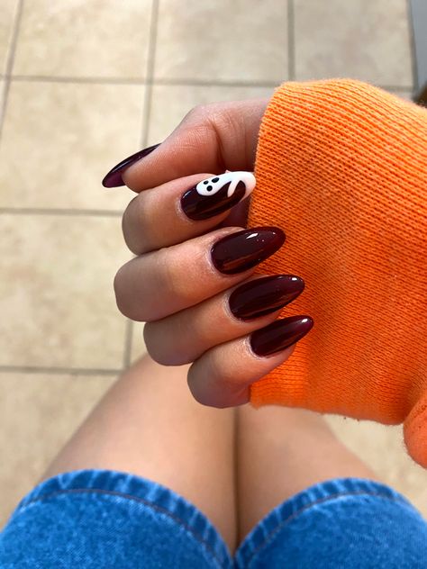 Burgundy Nails Halloween, Halloween Nails Maroon, Halloween Nails Burgundy, Maroon Halloween Nails, Burgundy Halloween Nails, Spooky Nails, Burgundy Nails, Aesthetic Fall, Pretty Acrylic Nails