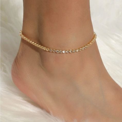 Diamond Anklet In Gold Tone Hardware New (Boutique Packaging) **Let Me Know If You Like To Bundle With Another Listing! **I Always Accept Reasonable Offers Cute Earrings Cute Jewelry Dainty Jewelry Summer Vacation Cute Outfits Trendy Jewelry Formal Jewelry Wedding Earrings Lovers Gift Holiday Gift Gift For Her Tags : Anthro Anthropologie Free People We The Free Zara Zara Jewelry Lili Pulitzer Kendra Scott 8 Other Reasons Dolls Kill Lili Clasps For Love And Lemons Ettika Shashi Natalie B Jewelry Diamond Anklet, Jewelry Formal, Bubble Earrings, Formal Jewelry, Zara Jewelry, Jewelry Summer, Jewelry Dainty, Anthropologie Jewelry, Stacked Jewelry