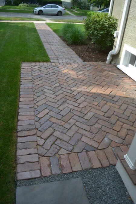 Reclaimed Brick Patio, Brick Paver Patio, Paver Designs, Patio Pavers Design, Walkway Design, Brick Walkway, Paver Walkway, Bluestone Patio, Front Walkway