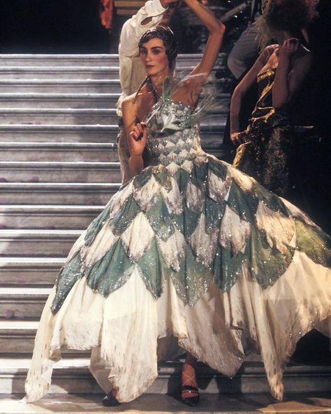 Christian Dior 1998, Dior 1998, Summer Haute Couture, Galliano Dior, Dior Collection, 90s Runway Fashion, Christian Dior Haute Couture, Dior Haute Couture, Christian Dior Couture