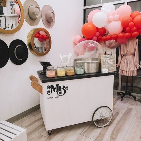 Mobile Cotton Candy Cart, Cotton Candy Trailer, Cotton Candy Cart, Candy Business, Cupcake Shop, Candy Stand, Mobile Cart, Ice Cream Cart, Candy Station