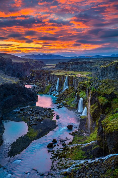 Ao Nang, Vacation Board, Waterfalls In Iceland, Iceland Photography, Iceland Waterfalls, Belle Nature, Beach Retreat, Air Terjun, Voyage Europe