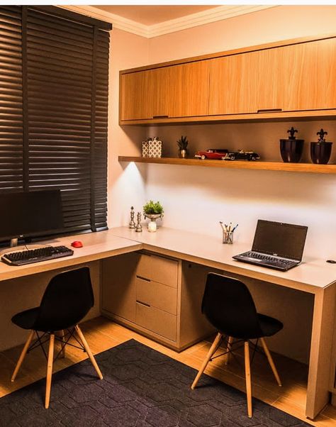 Home Office Minimalista, Small Room Setup, Home Office Aesthetic, Home Study Rooms, Sitting Room Design, Office Aesthetic, Study Room Design, Small Apartment Design, Flat Interior