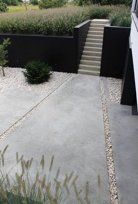 Moderne Have, Concrete Patios, Garden Floor, Paint Modern, Modern Landscape Design, House Extension, Modern Garden Design, Concrete Garden, Concrete Patio