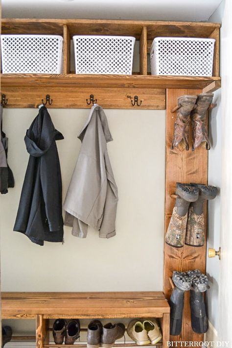 DIY Mudroom Storage Cubbies Makeshift Mudroom, Diy Mudroom Storage, Diy Building Projects, Garage Entrance, Mudroom Storage, Laundry Room Storage Shelves, Storage Cubbies, Diy Mudroom, Room Storage Diy