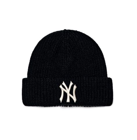 Fitted Baseball Caps, Black Baseball Cap, Black Beanie, Black Hot Pink, Style Change, Black Cap, Skull Cap Beanie, Skull Cap, New York Yankees