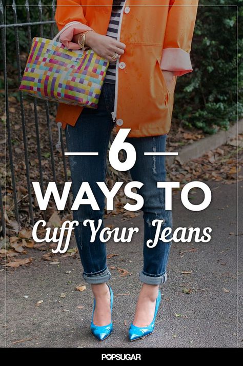 How to cuff your jeans to give your look a more stylish touch. Blue Jacket Outfits For Women, How To Wear Cuffed Jeans, Jean Cuffing Hacks, How To Cuff Straight Leg Jeans, How To Fold Jeans, Cuff Jeans, Cuffing Season, Looks Jeans, Short People