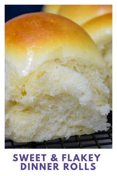 Homemade Subs, Sweet Dinner Rolls Recipe, Sweet Yeast Rolls Recipe, Dinner Rolls Recipe Homemade, Easy Yeast Rolls, Dinner Rolls Easy, Homemade Yeast Rolls, Yeast Rolls Recipe, Sweet Dinner Rolls