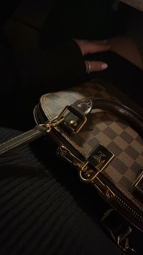 Lv Alma Bb, Bussines Women Lifestyle, Purse Essentials, Fashion Shoes Heels, Alma Bb, Aesthetic Content, Modesty Fashion, Driving Photography, Luxe Life