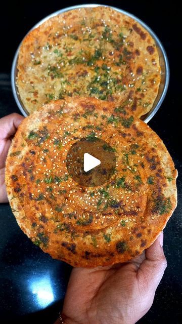 Masala Chapati Recipe, Masala Roti Recipe, Lacha Paratha Recipe, Prata Recipe, Lacha Paratha, Chapati Recipe, Chapati Recipes, Roti Recipe, Paratha Recipes