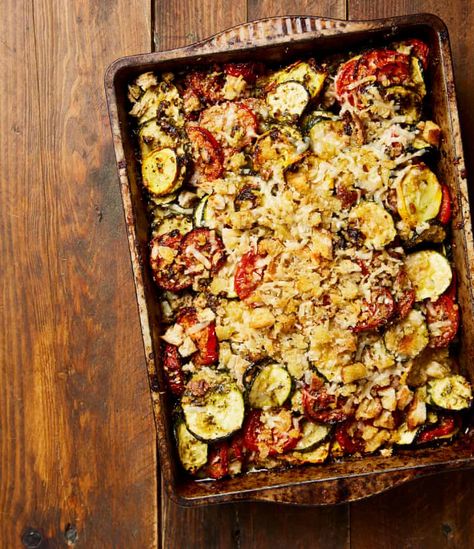 Yotam Ottolenghi’s courgette, tomato and pesto gratin. Autumn Bakes, Tomato And Pesto, Yotam Ottolenghi Recipes, Ottolenghi Recipes, Baked Vegetables, Yotam Ottolenghi, Fall Baking, Veg Recipes, Veggie Dishes