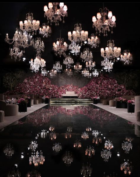 Contemporary Wedding Decor, Asian Wedding Decor, Dream Wedding Reception, Dream Wedding Decorations, Wedding Planning Decor, Wedding Backdrop Design, Arab Wedding, Wedding Design Decoration, Dream Wedding Venues