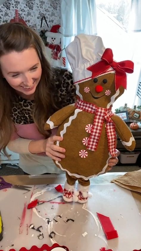 Gingerbread Man Crafts Decoration, Diy Gingerbread Men Decorations, No Sew Gingerbread Man, Gingerbread Man Decorations Diy, Styrofoam Gingerbread Man, Sew Gingerbread Man, Gingerbread Man Sewing Pattern, Gingerbread Dolls Diy, Christmas Gingerbread Men Decorations