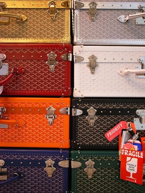 I dream of Goyard... Goyard Luggage, Goyard Trunk, Best Luggage, Vintage Luggage, Pack Your Bags, Luggage Sets, Suitcases, Vintage Travel, Dandy