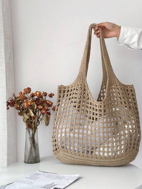 Crochet Beach Bags, Weave Shop, Knitting Tote Bag, Knitting Tote, Vacation Bag, Crochet Clutch, Crochet Inspo, Pola Sulam, Crochet Tote Bag