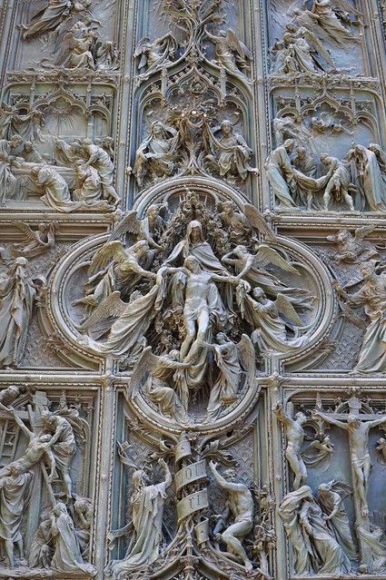 DSC_0119 | Lisa Rocaille | Flickr Duomo Cathedral, Duomo Milan, Beautiful Statues, Milan Duomo, Pictures Of Mary, Milan Cathedral, Jesus Design, Ancient Greek Sculpture, Statue Tattoo