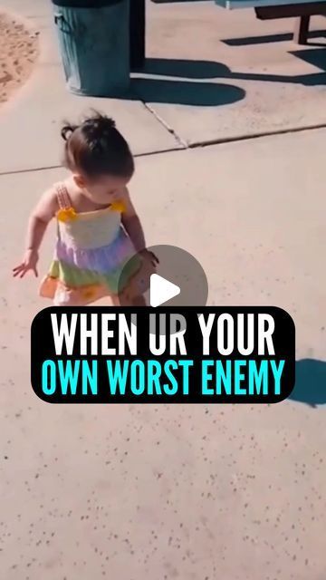 Funny Little Kid Videos, Kids Funny Videos, Funny Kids Videos, Baby Fails, Baby Jokes, Funny Short Video Clips, Dancing Baby, Toddler Humor, Cute Jokes