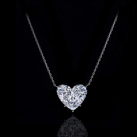 Be Still my Heart.....Leviev Flawless Diamond Heart Pendant Gold Pendant Designs, Heart Shaped Diamond Necklace, Heart Shaped Diamond Pendant, Pendant Designs, Diamond Heart Necklace, Gold Heart Locket, Diamond Pendants Designs, Pendant Sets, Diamond Pendant Sets